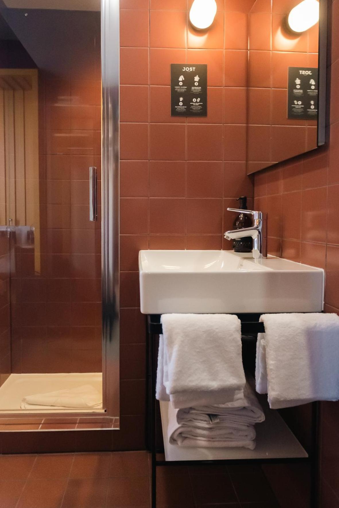Jost Hostel Le Havre Centre Gare Экстерьер фото